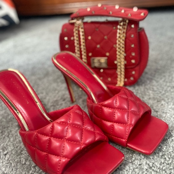 Red heels n small purse (set) - Picture 4 of 4